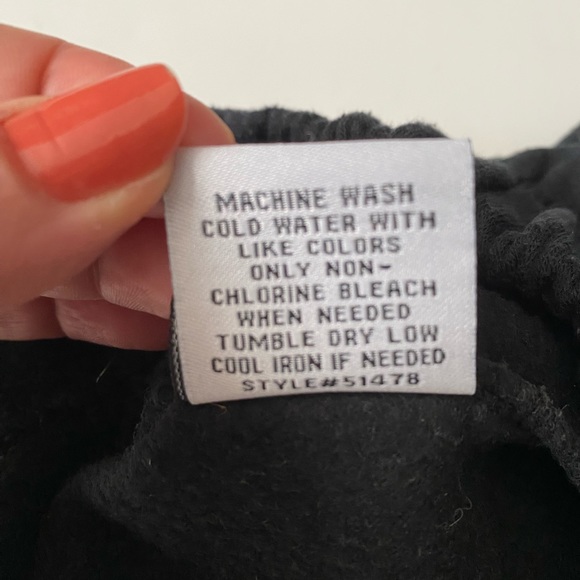 Cali 1850 Los Angeles Cropped Hoodie Sweatshirt and skirt Butterfly embroidery - Picture 12 of 14